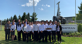 Student researchers contribute to aviation at Innovation Hub Image